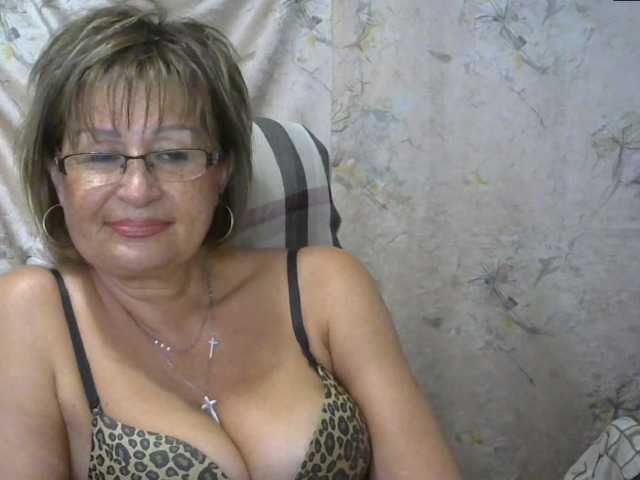 Fotos MatureLissa Who want to see mature pussy ? pls for @total English and German